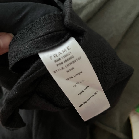 Frame NWT black linen paper bag shorts - Picture 2 of 5